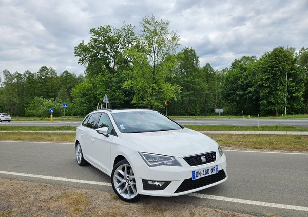 Seat Leon cena 43900 przebieg: 198000, rok produkcji 2014 z Ostrołęka małe 742